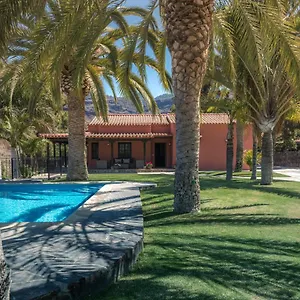 https://horno-de-la-teja.in-canary-islands.com